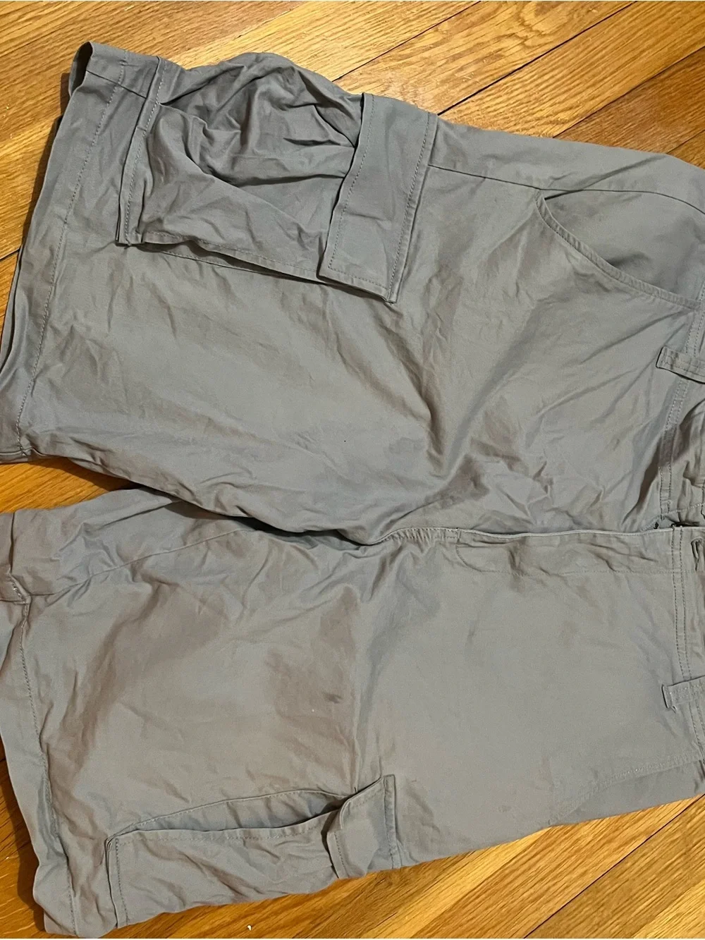 Saddlebred Men's Gray Cargo Pants with Side Pockets